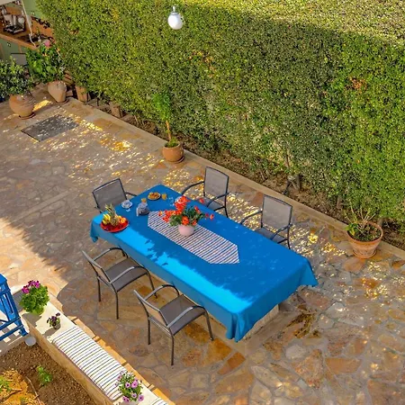 Apartament Cozy Apartment-1 Gazi